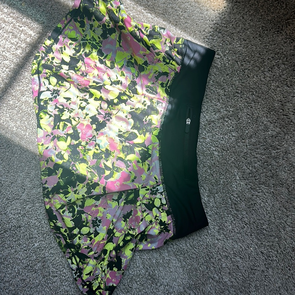 Lululemon neon pace way revival skirt floral NWOT